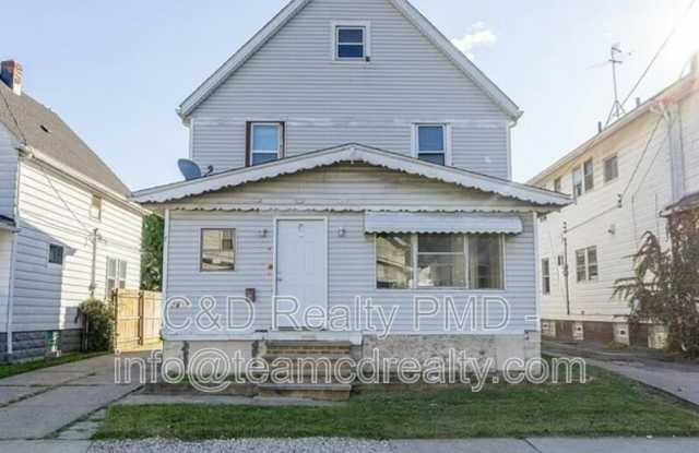 2115 West 105th Street photos photos