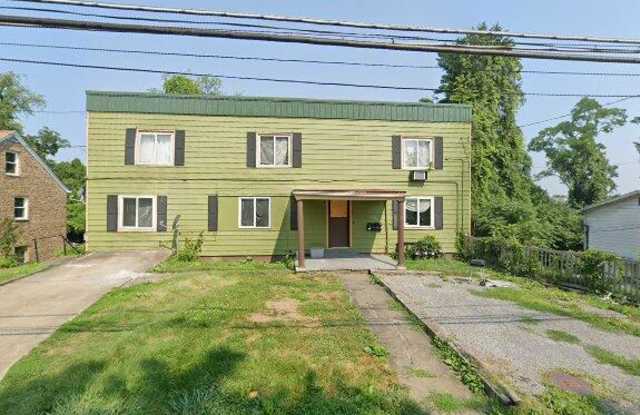 833 Monongalia Ave photos photos