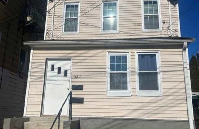 Charming 2BR Apartment in New Rochelle photos photos