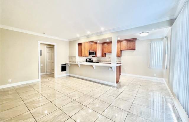 723 E 4th Street - 723 East 4th Street, Long Beach, CA 90802