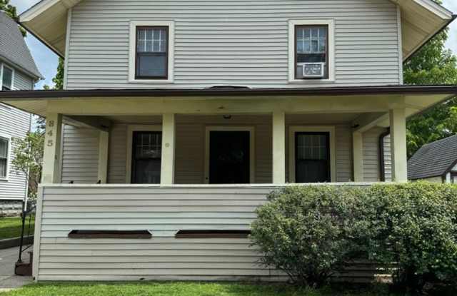 845 East University Ave. | JOIN THE WAITLIST TODAY! photos photos