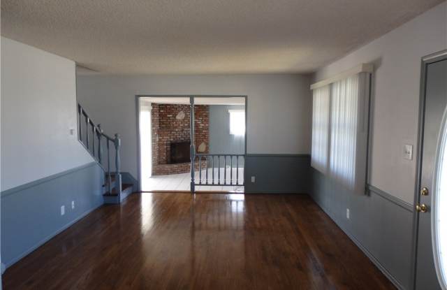 14902 Lofthill Drive Gallery 2