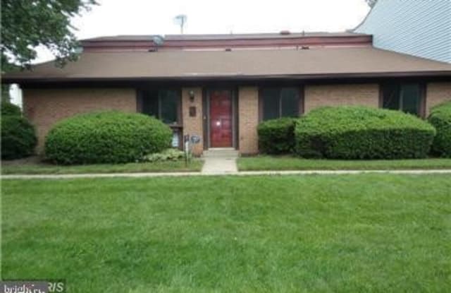 2576 MERRYWOOD COURT - 2576 Merrywood Court, Lake Ridge, VA 22192
