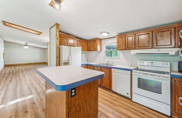 1818 County Road 211 Gallery 3