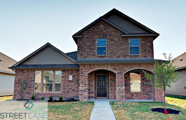 7710 Ike Avenue - 7710 Ike Avenue, Dallas, TX 75241