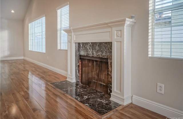 6942 Alcove Avenue Gallery 4