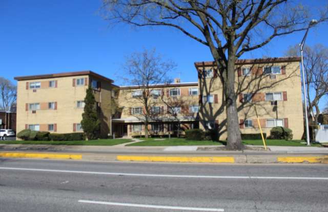 9207 Skokie Boulevard Gallery 2