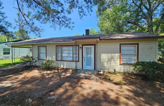 2414 Yates Dr photos photos