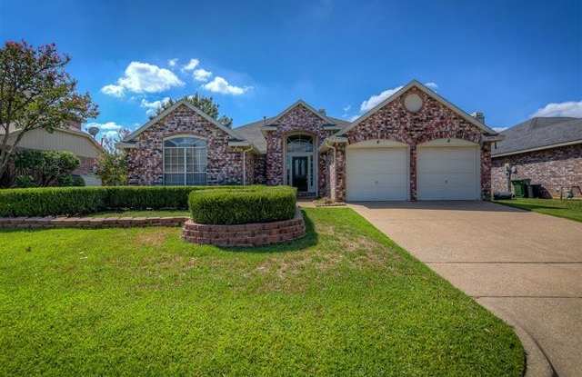 7933 Whispering Woods Lane - 7933 Whispering Woods Lane, North Richland Hills, TX 76182