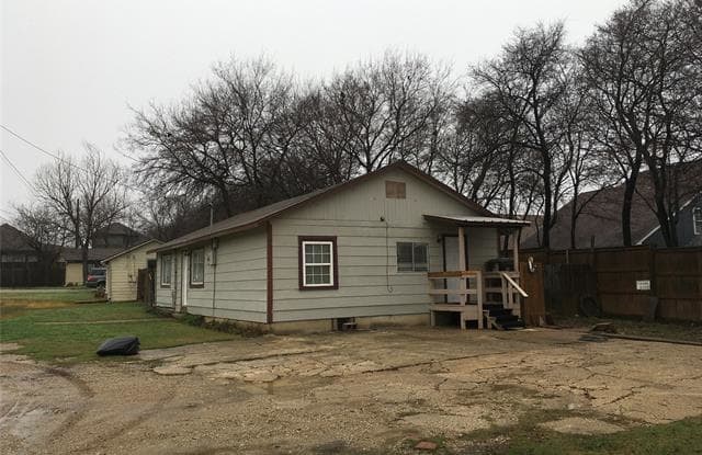 468 Washington Street - 468 Washington St, Grapevine, TX 76051