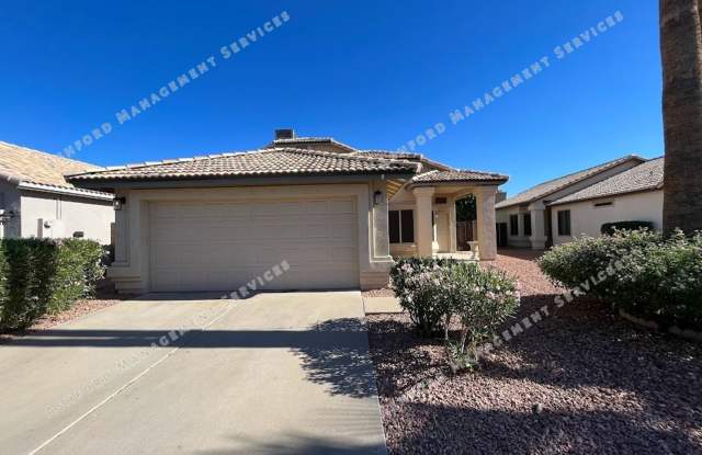 **COMING SOON** BEAUTIFUL 4 BEDROOM 3 BATHROOM HOME IN PHOENIX photos photos