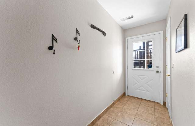 Apartment for Rent Gallery 4