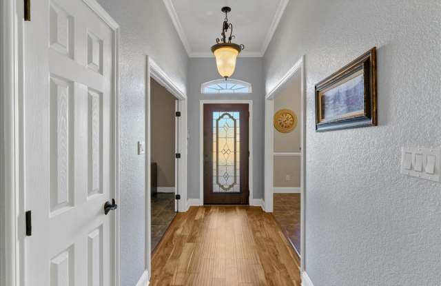 3300 Fountain Way Gallery 2