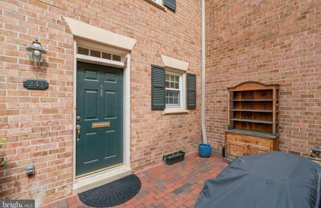 947 N PITT STREET N - 947 North Pitt Street, Alexandria, VA 22314