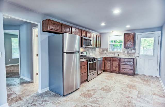 508 Swanee Dr # A Gallery 4