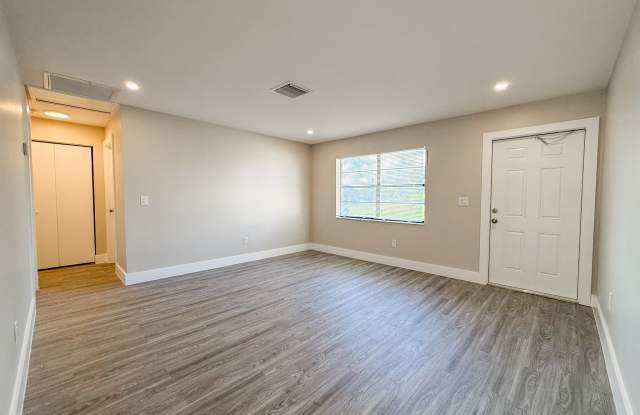 9370 Hi Drive Gallery 2