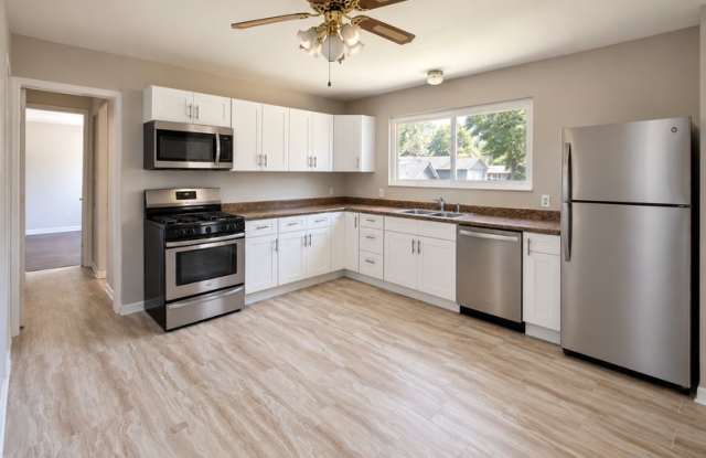 2485 Wedgwood Drive West Gallery 2