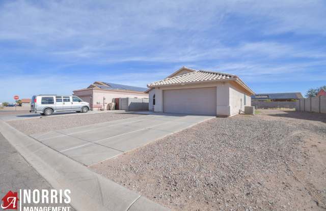 Newly Updated Home in Arizona City photos photos