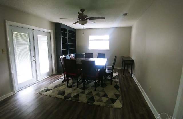 8330 HARBOUR SQ DR Gallery 3