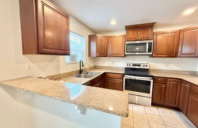 **4bed near MIL base- GRANITE/STAINLESS STEEL Appliances~ Roomates welcome! photos photos