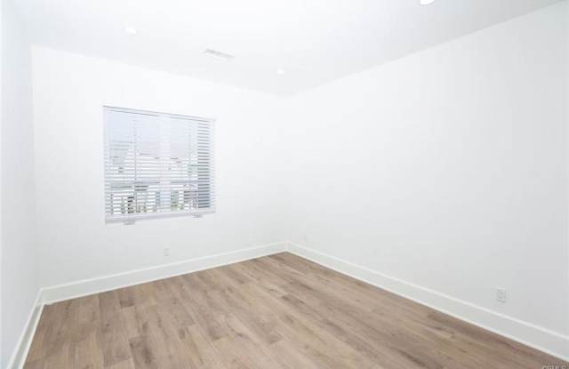 107 Villa Ridge Gallery 2