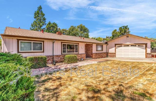 275 Cameo Dr photos photos