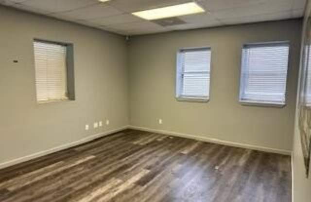 640 Lyndell Lane photos photos