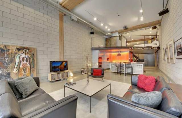 801 Washington Avenue N - 801 North Washington Avenue, Minneapolis, MN 55401