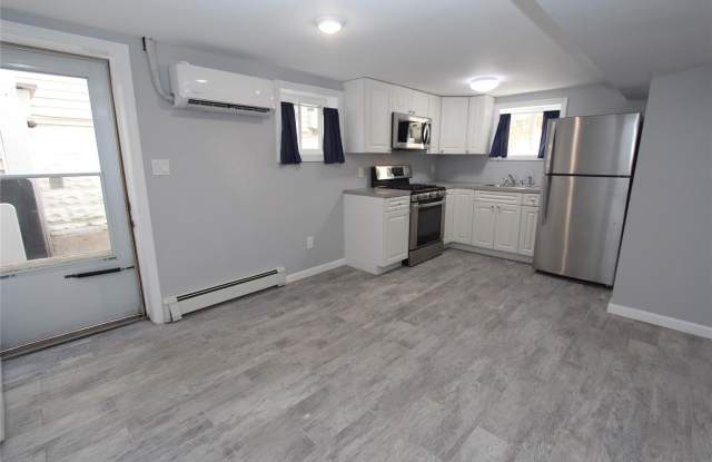 41 Illinois Avenue photos photos