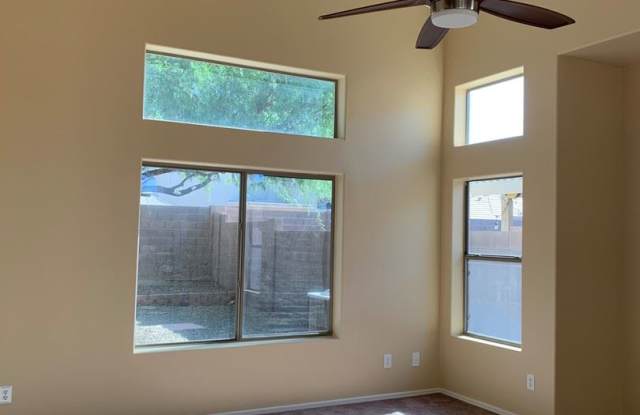 10982 W. Rio Vista Lane Gallery 4