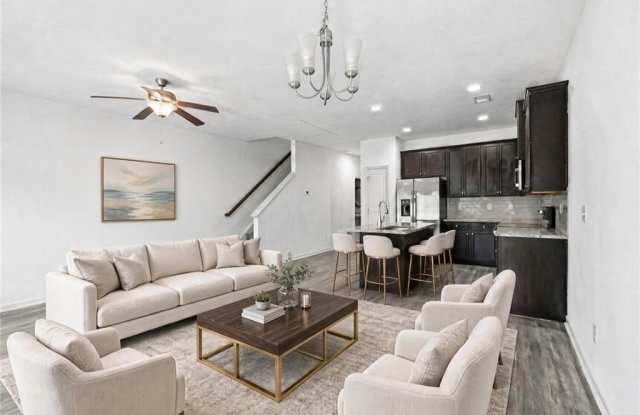 7134 Gladstone Circle Gallery 2