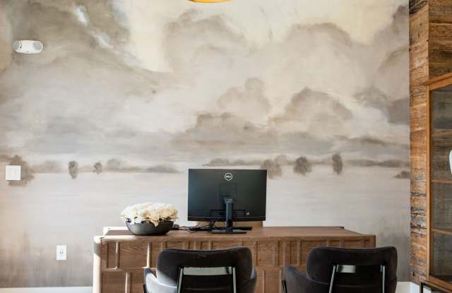 The Halcyon Gallery 2