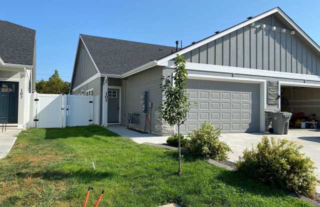Newer Townhome photos photos Newer Townhome photos photos