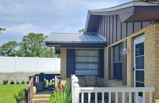 3909 Ocean View Drive Gallery 1