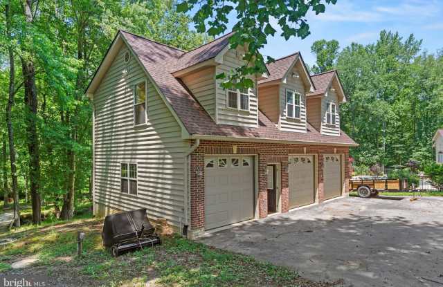 9175 DUBOIS Road Gallery 1