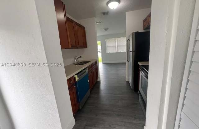 3251 SW 56th Ave photos photos