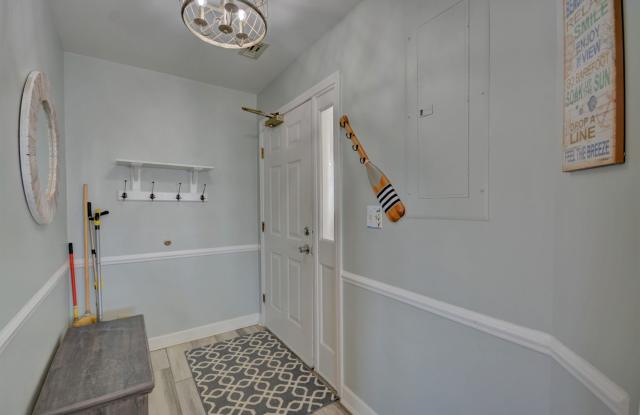 OFF SEASON RENTAL Oceanfront at Villa Capriani - Utilities Included Gallery 3
