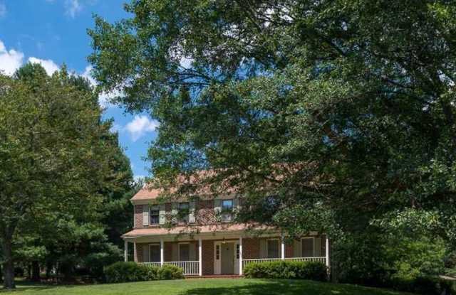 1255 HEROLD CIR Gallery 4