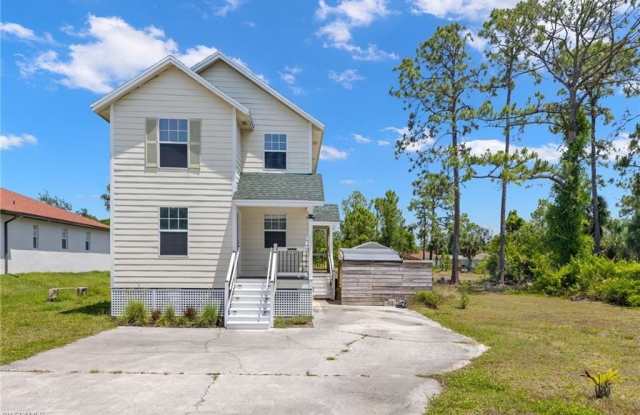 3012 16th St W photos photos 3012 16th St W photos photos