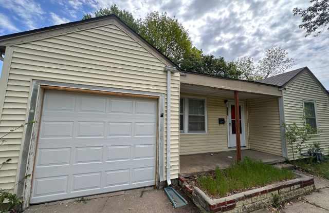 $950 - 2 bedroom/ 1 bathroom - Cozy Single Family Home Accepting Housing Vouchers photos photos