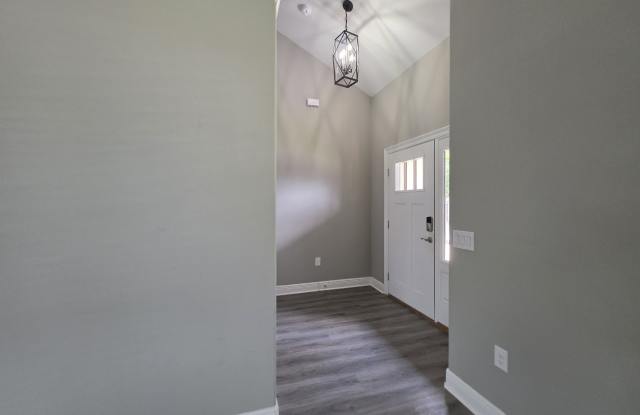 2331 Hadleigh Hills Court Gallery 3