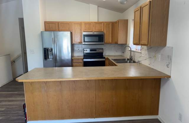 3 bedroom home conveniently located Gallery 4