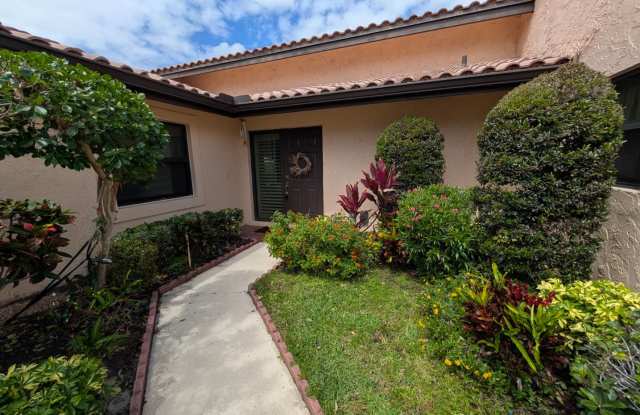 Beautifully Renovated 2BR/2BA Home in Martin Downs Golf Community –  annual rental photos photos