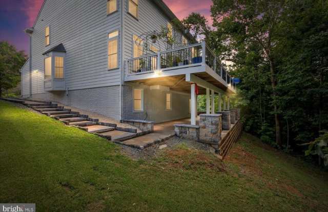 1010 HOTCHKISS COURT photos photos