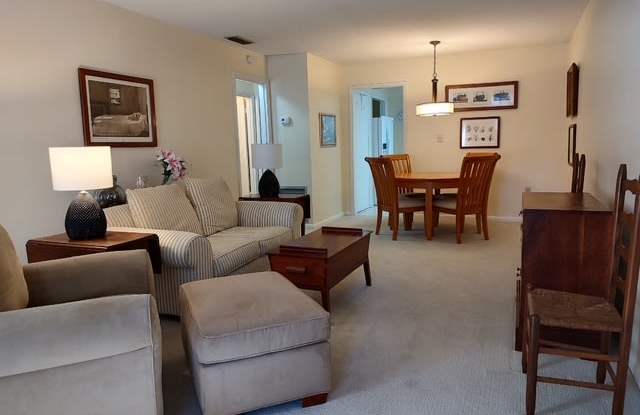 925 North Tremain Street photos photos