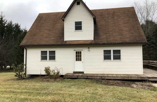 706 Heritage Dr Gallery 1