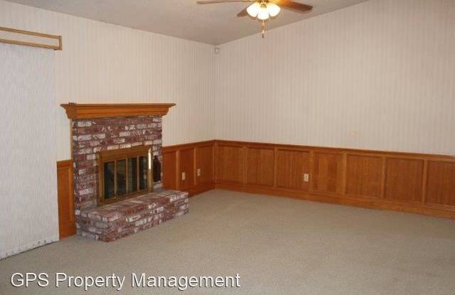 9736 Fireglow Lane Gallery 4