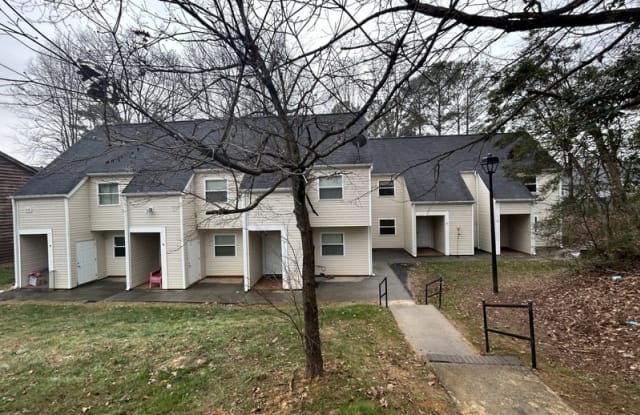 9109 Troon Ln - 9109 Troon Lane, Charlotte, NC 28214