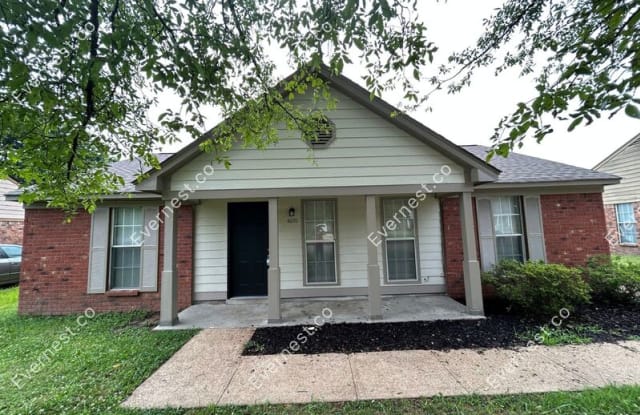 6070 Somerset Dr - 6070 Somerset Drive, Horn Lake, MS 38637