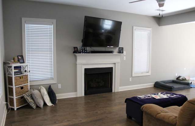130 Pinebranch Court Gallery 3